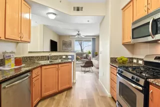 Photo #6: 20015996 Listing