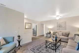 Photo #3: 20016065 Listing 