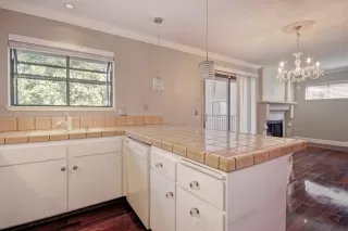 Photo #3: 20016245 Listing