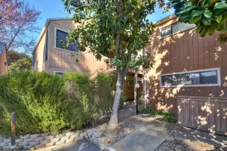 Photo #5: 20016245 Listing