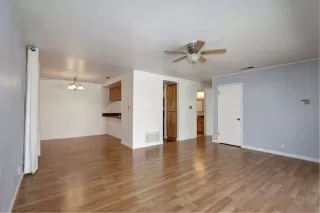 Photo #3: 20016286 Listing