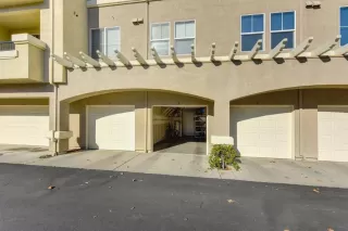 Photo #1: 20016434 Listing