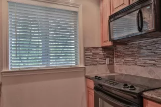 Photo #2: 20016855 Listing