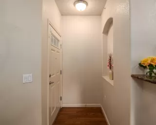 Photo #1: 20016923 Listing