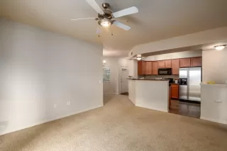 Photo #5: 20016923 Listing