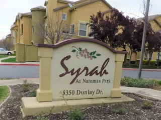 Photo #1: 20016984 Listing 