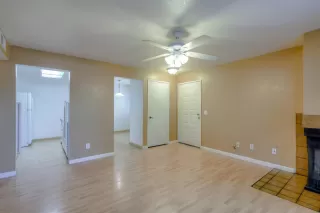 Photo #4: 20017068 Listing 