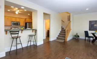 Photo #4: 20017093 Listing