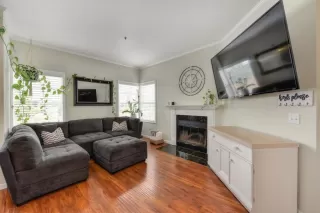 Photo #5: 20017095 Listing 