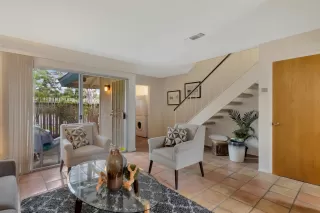 Photo #4: 20017177 Listing