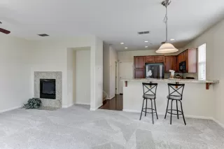 Photo #6: 20017227 Listing 