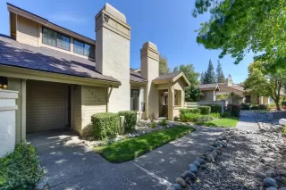 Photo #2: 20017598 Listing