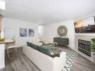 Photo #1: 20017850 Listing