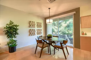 Photo #6: 20018669 Listing