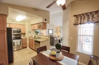 Photo #5: 20018694 Listing