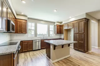 Photo #2: 20018887 Listing