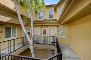 Photo #1: 20019109 Listing