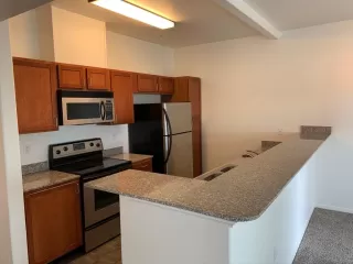 Photo #2: 20019204 Listing