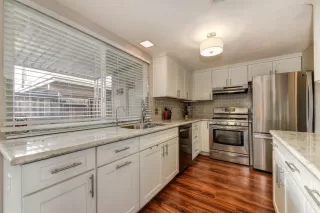 Photo #1: 20019263 Listing 