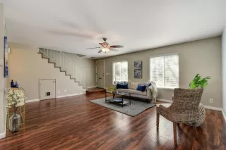 Photo #4: 20019263 Listing 