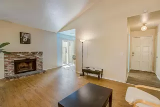 Photo #1: 20019637 Listing