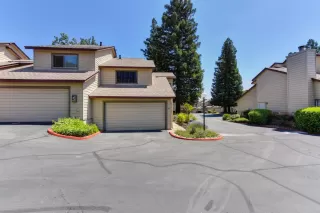 Photo #1: 20019924 Listing