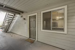 Photo #3: 20020050 Listing