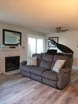 Photo #6: 20020172 Listing 