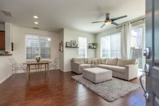 Photo #3: 20020183 Listing 