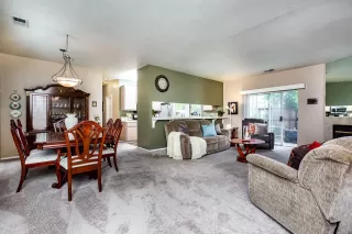 Photo #6: 20020285 Listing 