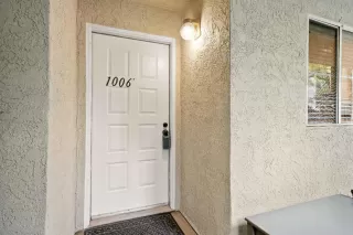 Photo #3: 20020578 Listing 