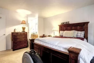 Photo #6: 20020863 Listing