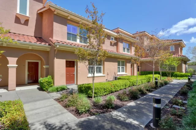 MLS: 20020907 Condo For Sale