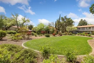 Photo #3: 20021335 Listing