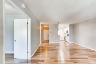 Photo #6: 20021687 Listing