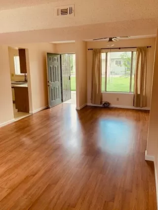 Photo #1: 20021770 Listing