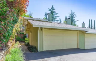 Photo #5: 20021802 Listing 