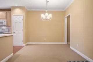 Photo #5: 20021914 Listing