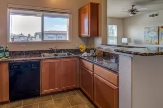 Photo #5: 20022299 Listing