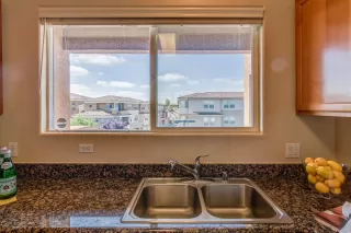 Photo #6: 20022299 Listing