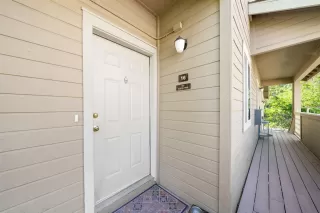 Photo #2: 20022353 Listing