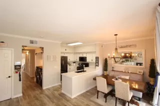 Photo #3: 20022440 Listing 