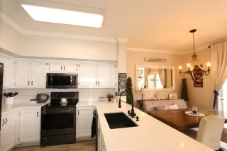 Photo #6: 20022440 Listing 