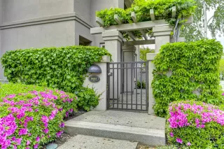 Photo #1: 20022480 Listing