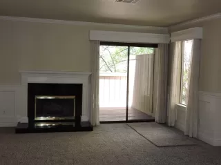 Photo #6: 20023359 Listing