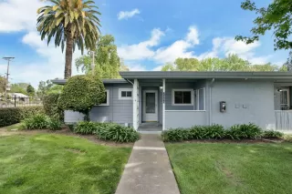 Photo #1: 20023367 Listing
