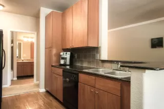 Photo #6: 20023615 Listing 