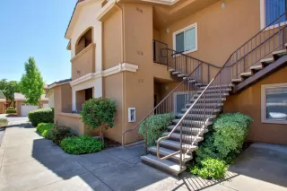 Photo #2: 20023639 Listing