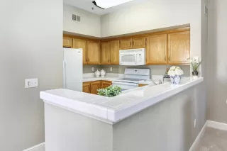 Photo #6: 20023758 Listing 