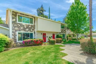 Photo #1: 20024036 Listing 